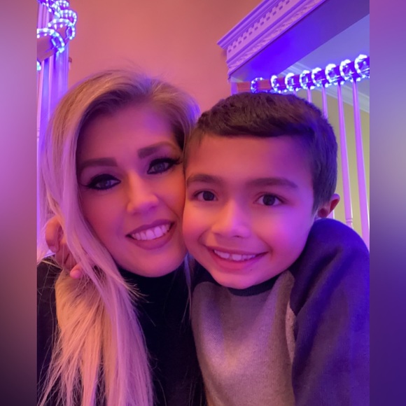 Meet your Posher, Leslie!!! Filter your search in my closet to find what ya need - Picture 13 of 16